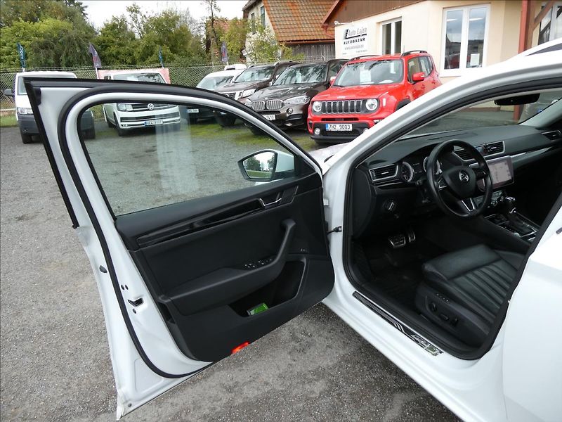 Škoda Superb 2,0 TDI 140kW 4x4 DSG Laurin&K - fotka 26 z 56