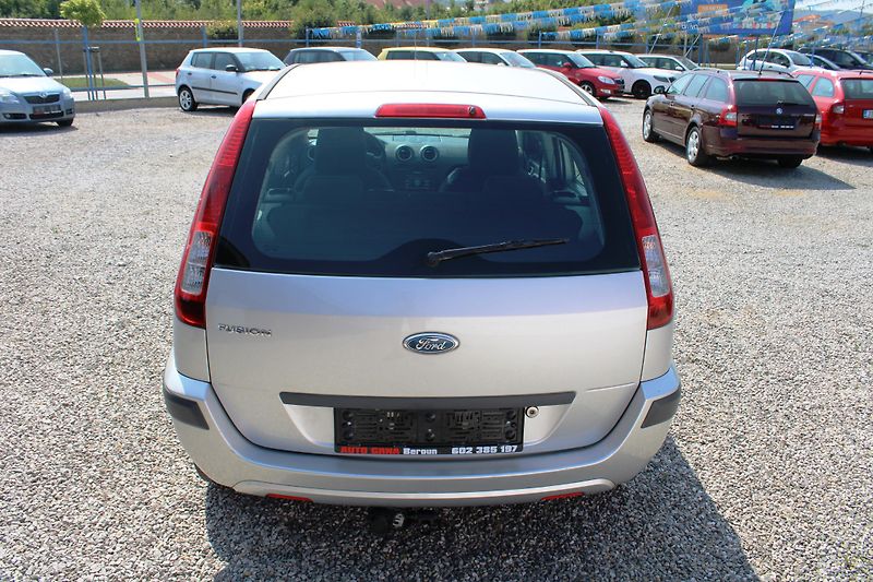 Ford Fusion (2008) REZERVACE - fotka 6 z 15