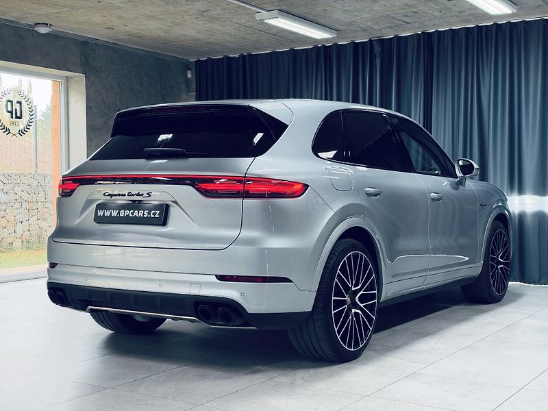 Porsche Cayenne (2020) TURBO.S ZÁRUKA.27 VZDUCH MASÁŽ - fotka 8 z 49