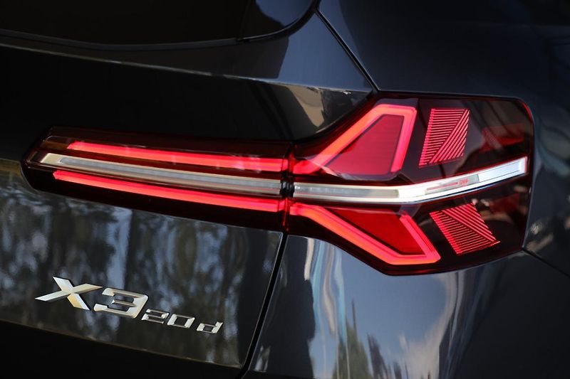 BMW X3 xDrive20d - fotka 17 z 17