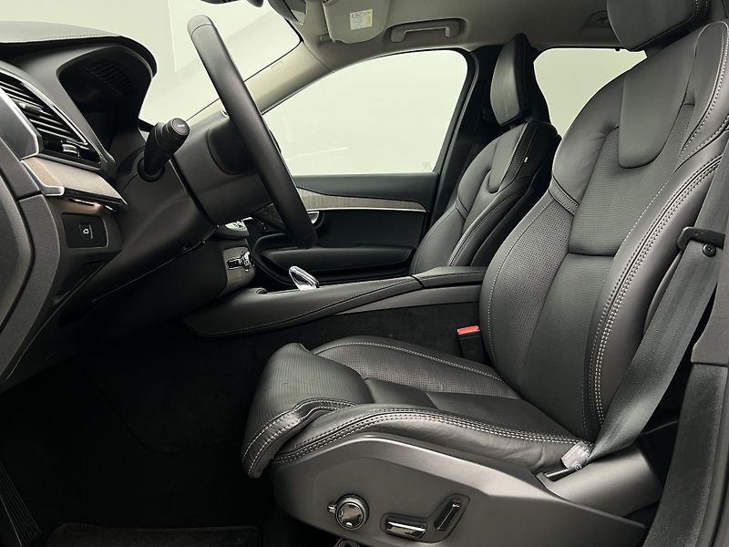 Volvo XC90 B5 AWD BRIGHT PLUS 7 MÍST AUT  - fotka 3 z 51