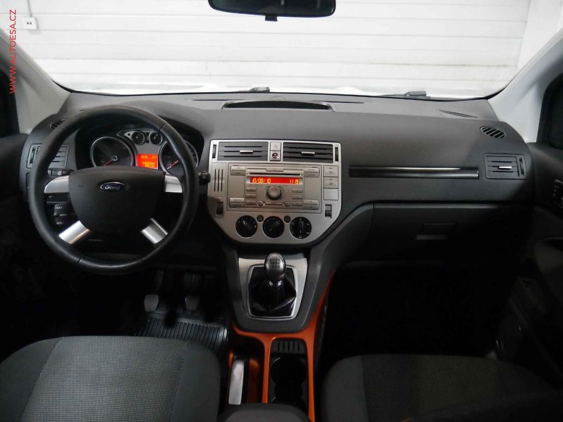 Ford Kuga (2009) 2.0 TDCI 4x4, ČR, STK2/28 - fotka 8 z 17