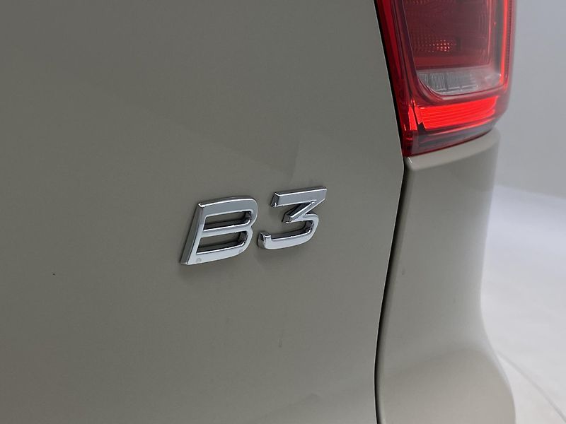 Volvo XC40 (2026) B3 AUT DARK ULTRA  - fotka 21 z 61