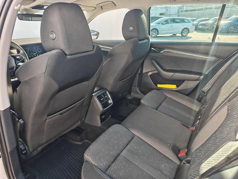 Škoda Octavia Style 7DSG 2,0TDI - fotka 7 z 23