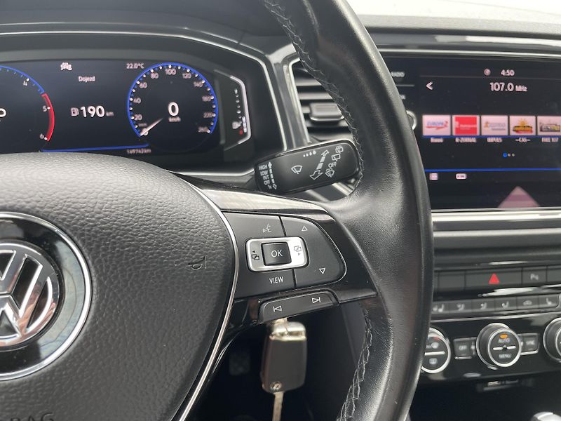 Volkswagen T-Roc (2019) 2.0 TDI 110 kW DSG SPORT - fotka 17 z 34
