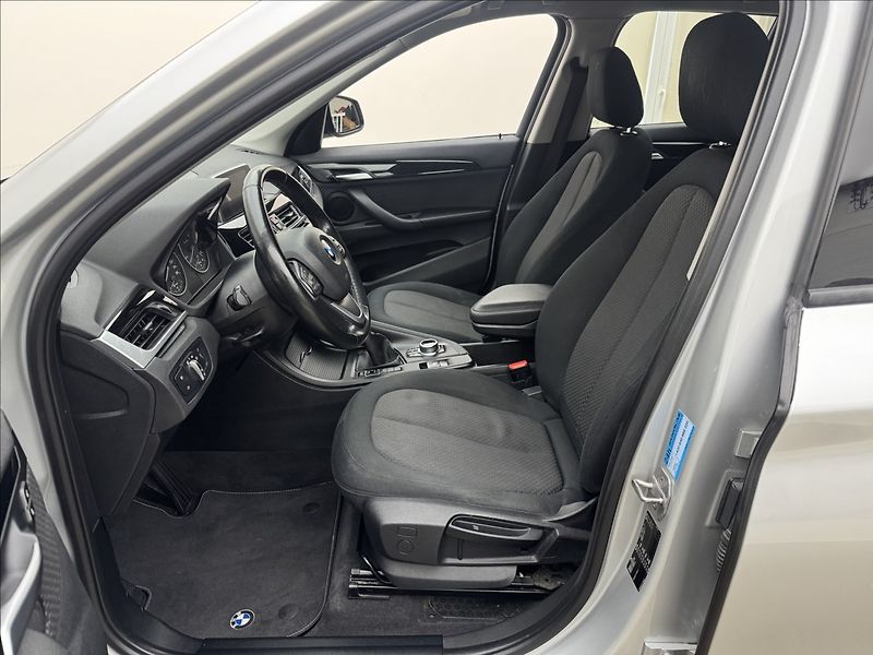 BMW X1 2,0 18d AUTOMAT SERVIS ČR - fotka 36 z 44