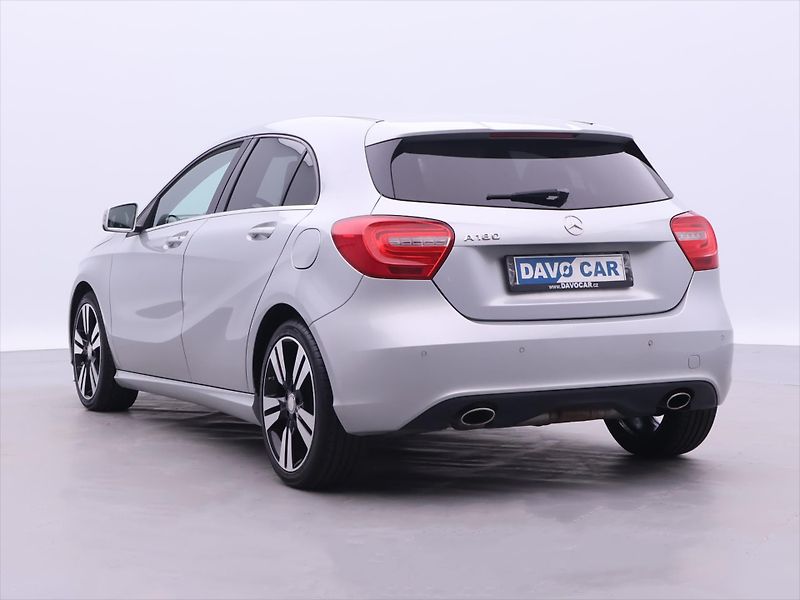 Mercedes-Benz Třídy A 1,6 180i 90kW CZ Sport Xenon - fotka 5 z 30