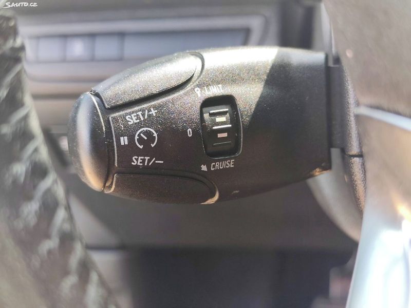 Peugeot 2008 (2016) - fotka 25 z 32