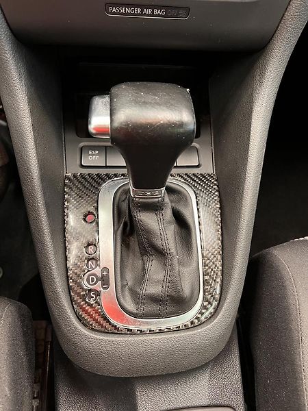 Volkswagen Golf VI 2.0TDi 81kW - fotka 10 z 11