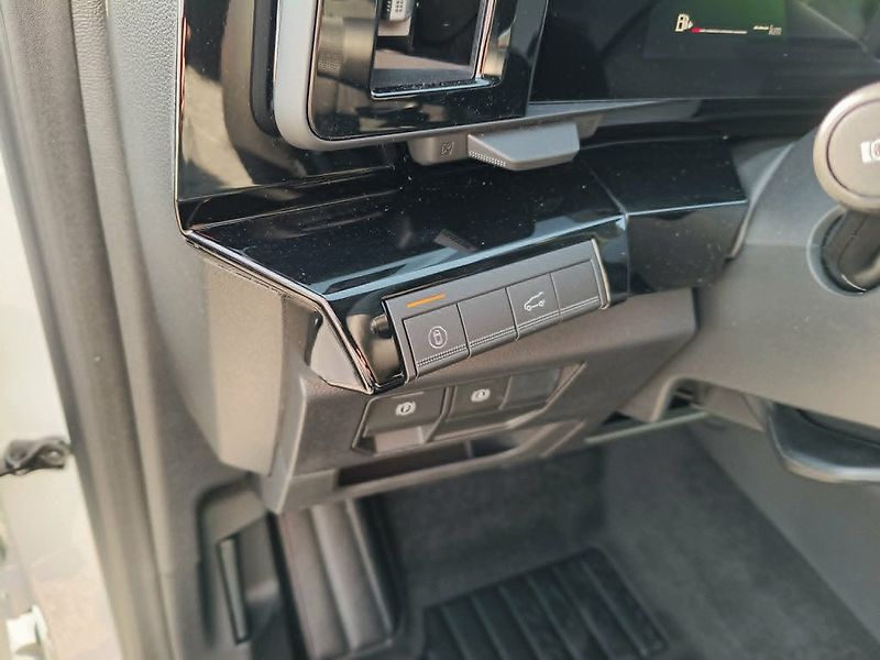 Renault Austral (2026) techno full hybrid E-Tech 200 - fotka 21 z 22