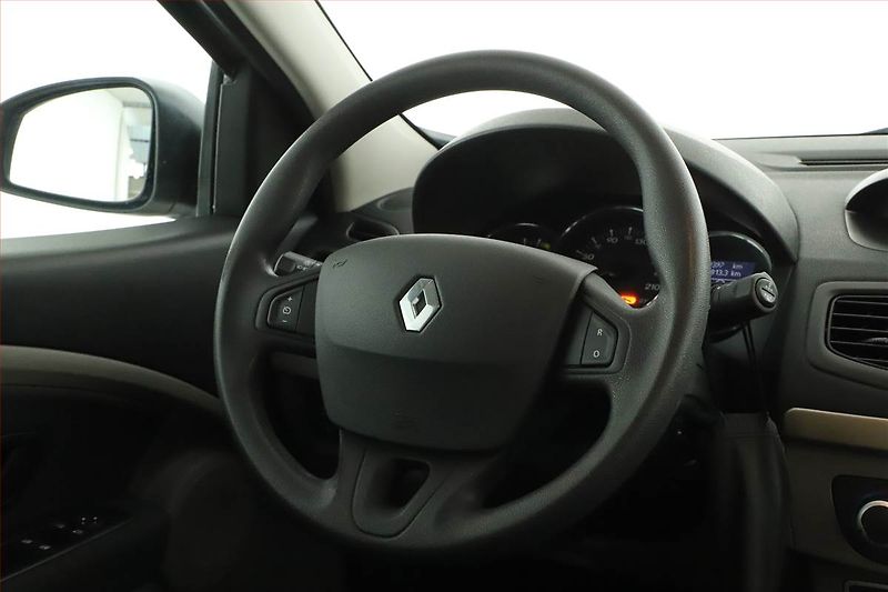 Renault Mégane (2010) 1.6 16V, Tempomat - fotka 8 z 13