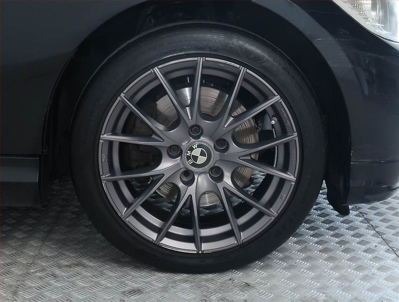 BMW Řada 3 (2010) 320 d, nová STK, jezdí výborně - fotka 15 z 19