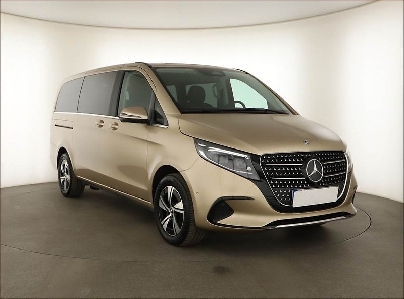 Mercedes-Benz Třídy V (2025) 220 d 4MATIC - fotka 1 z 20