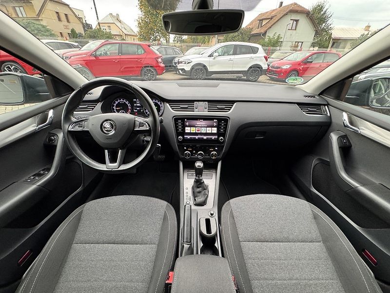 Škoda Octavia (2020) 2.0TDi DSG LED Navi Kamera - fotka 6 z 46