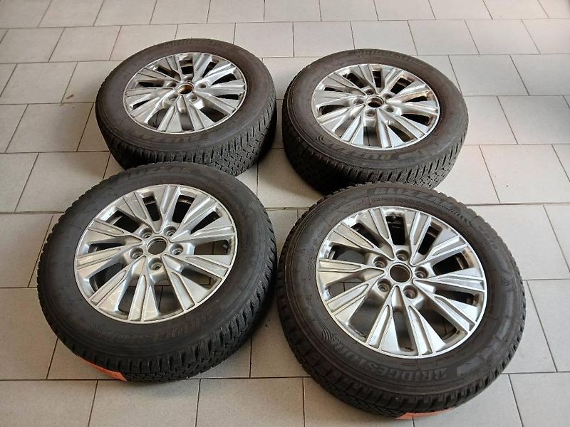 Volkswagen Multivan (2024) T7 MV Edition*ACC*IQLED*CAM*TZ - fotka 17 z 18