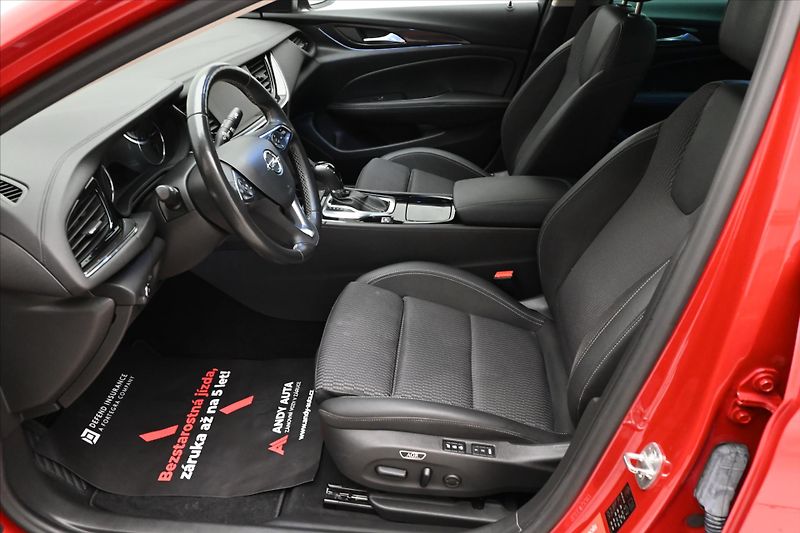 Opel Insignia 1,5 CDTI 90kW AT Záruka až 5 l - fotka 13 z 29