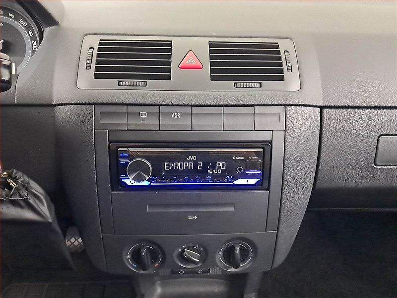 Škoda Fabia (2005) 1.4 TDI, po STK, Tažné - fotka 12 z 14