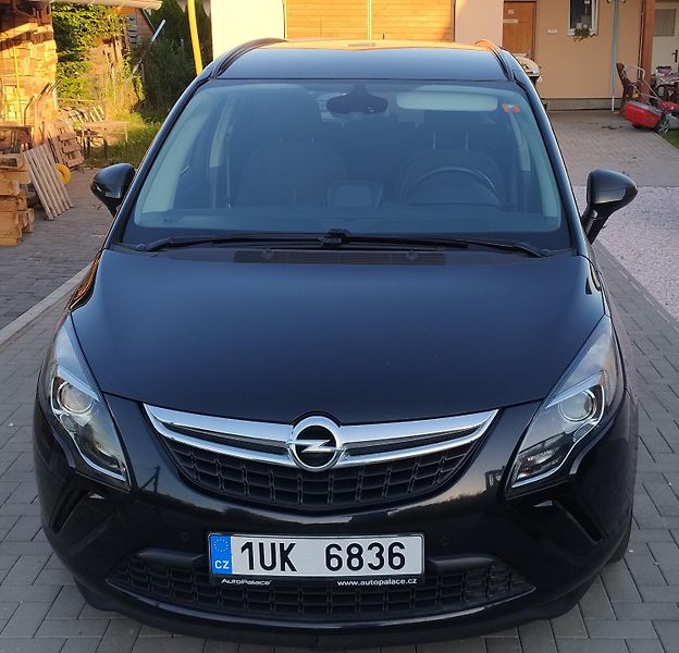 Opel Zafira (2012) Opel Zafira Tourer 2,0CDTI - fotka 1 z 22