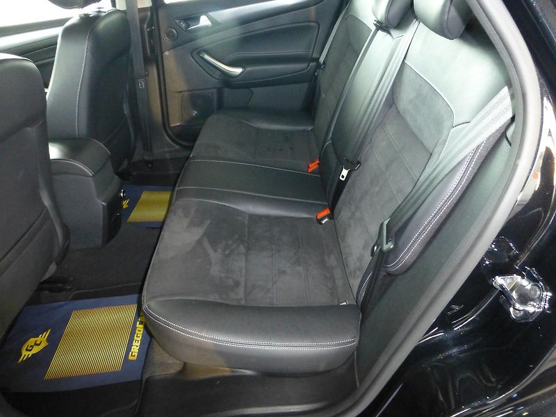 Ford Mondeo (2012) 2,0TDCI-120KW****ALU**TAŽNÉ - fotka 16 z 28