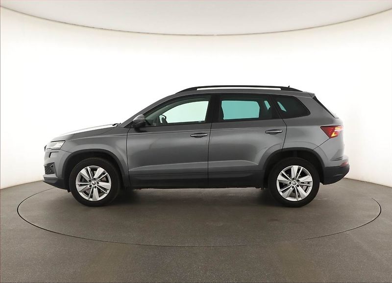 Škoda Karoq (2024) Style 1.5 TSI - fotka 3 z 17
