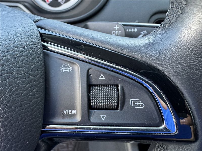 Škoda Octavia 2,0 TDI DSG STYLE DPH 1.maj ČR - fotka 32 z 50