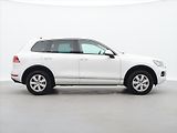 Volkswagen Touareg 3,0 TDI V6 150kW DSG 4M Kůže - náhled 8