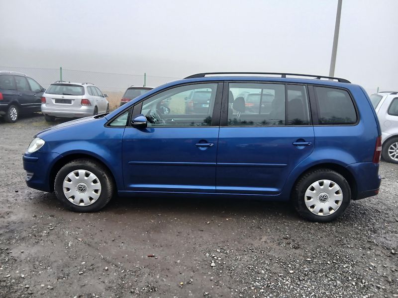 Volkswagen Touran 1.4 TSI - fotka 5 z 31