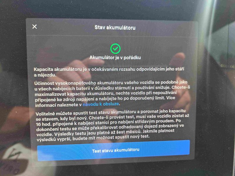 Tesla Model Y (2023) RWD LED ACC 19ALU NAVI - fotka 10 z 11