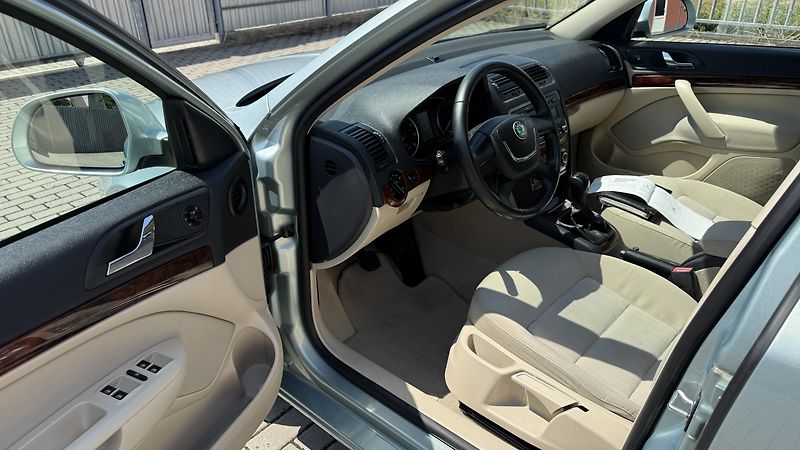 Škoda Octavia 1.2TSi*77kW*ELEGANCE*138TKM* - fotka 16 z 27