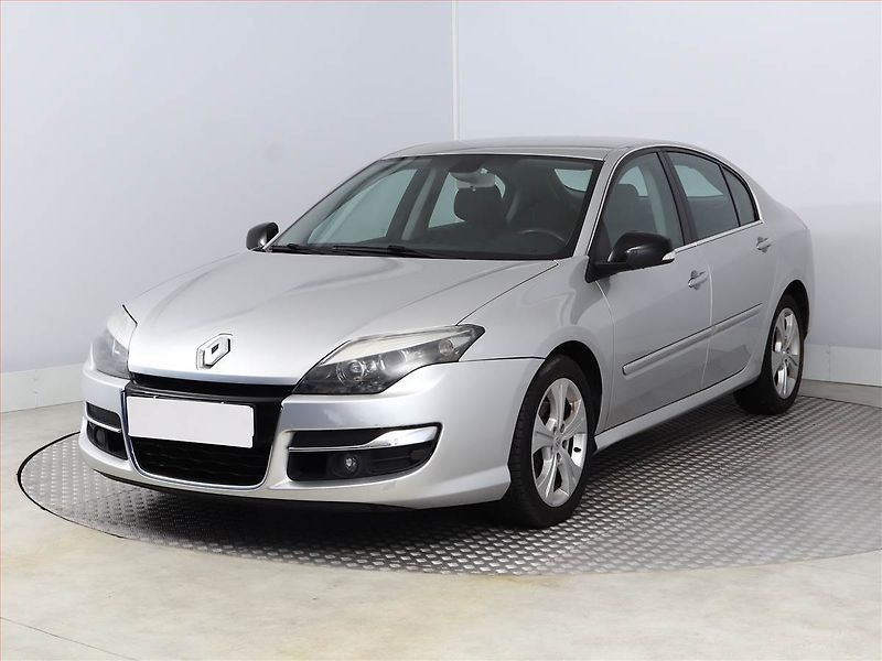 Renault Laguna (2008) 2.0 DCi, jezdí dobře, Xenony - fotka 2 z 15