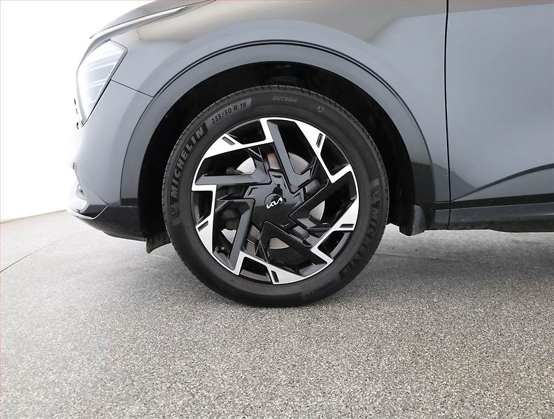 Kia Sportage (2023) 1.6 T-GDI MHEV - fotka 20 z 20