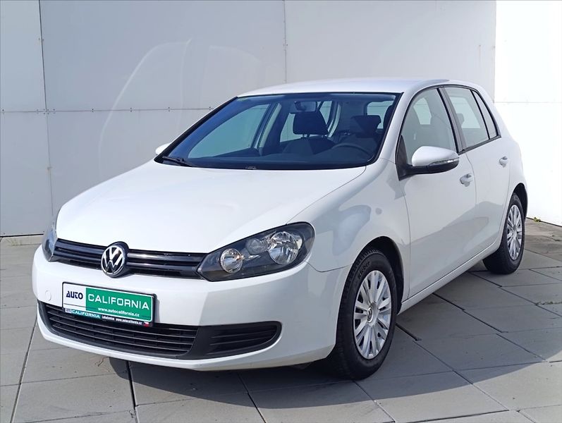 Volkswagen Golf 1,6 TDi Klimatizace - fotka 2 z 29