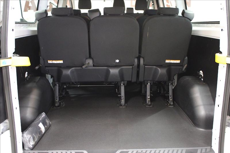 Ford Transit Custom 2,0 EcoBlue Trend L2, DPH 9M - fotka 8 z 29