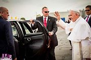 Fiat 500L při návštěvě papeže Františka.