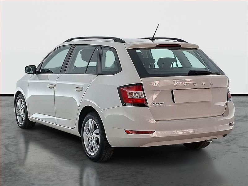 Škoda Fabia (2022) Ambition 1.0 TSI, ČR,1.maj - fotka 4 z 16