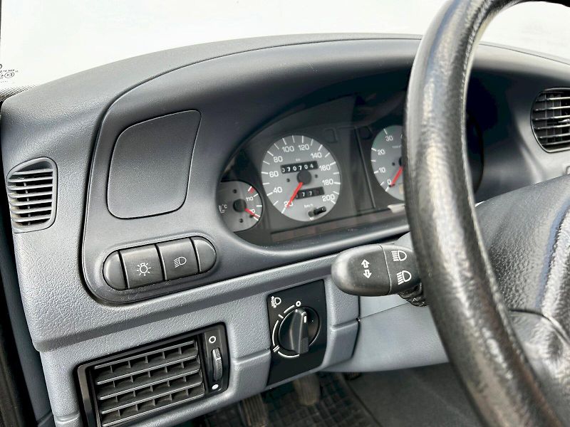 Škoda Felicia (1997) 1.3 MPi 50kW LXI - fotka 8 z 23