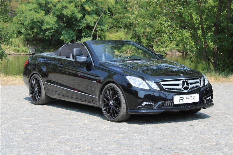 Mercedes-Benz Třídy E 200 CGI / 135 KW / CABRIO - fotka 10 z 32