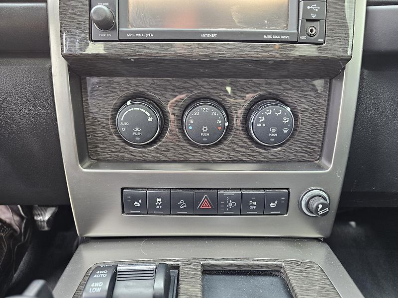 Jeep Cherokee (2011) LIMITED 2.8CRD , TAŽNÉ 2.8T - fotka 13 z 18