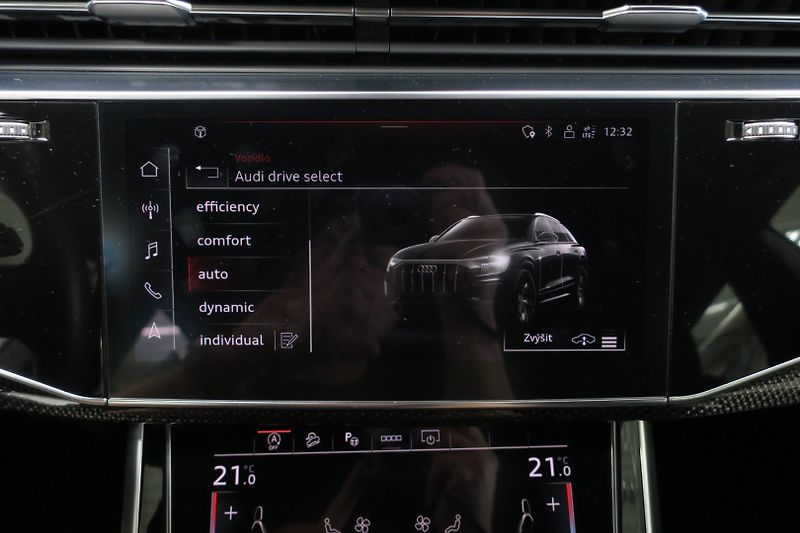 Audi SQ8 (2021) 4,0TDI V8 320 kW quattro - fotka 27 z 50
