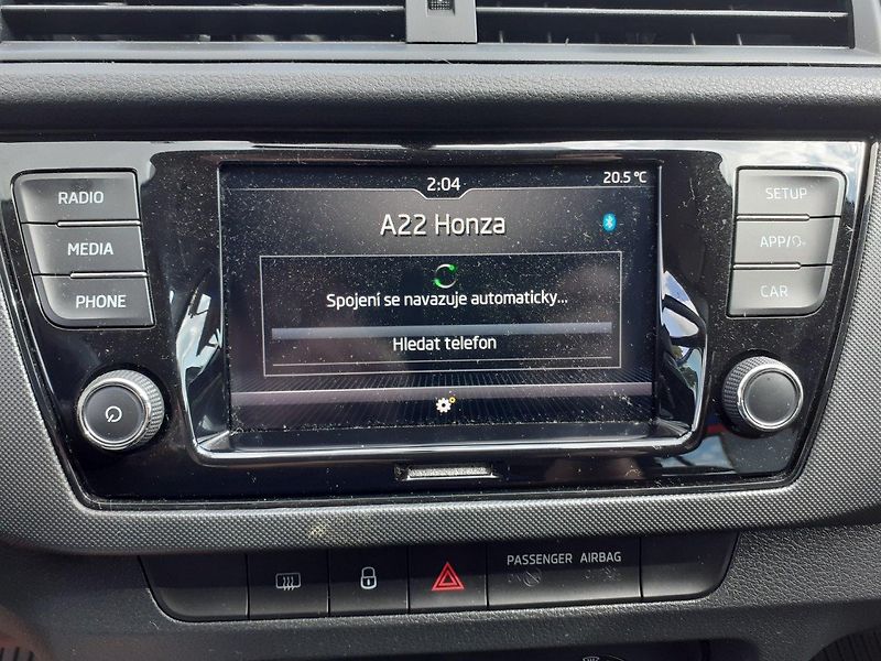Škoda Fabia (2019) III Kombi 1.0 TSi Ambiente - fotka 14 z 32
