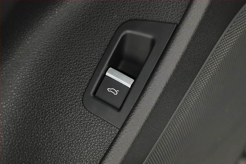Audi Q7 (2017) S-Line 3.0 TDI - fotka 10 z 20