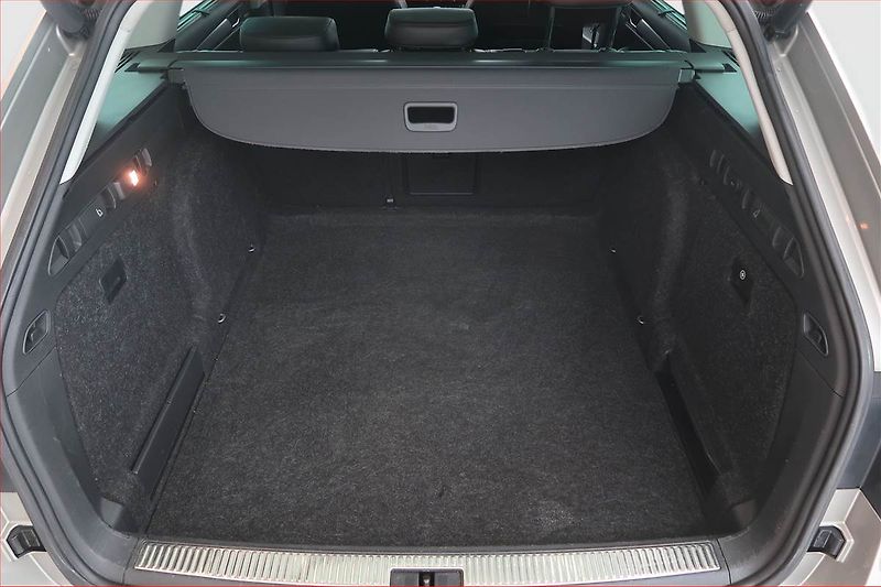 Škoda Superb (2016) Style 1.6 TDI, Kůže, Navi - fotka 13 z 22