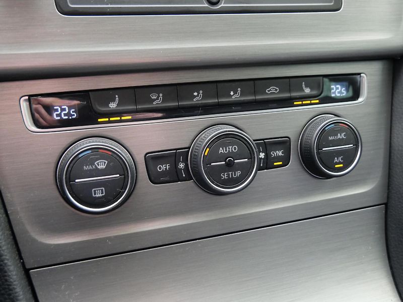 Volkswagen Golf - fotka 16 z 22