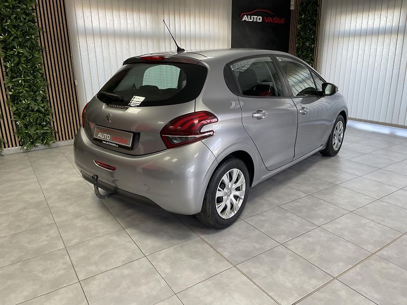 Peugeot 208 1.2 PT ČR 1.MAJ.SERVISKA       - fotka 6 z 25