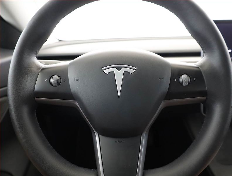Tesla Model 3 (2021) Long Range 4WD 74kWh - fotka 8 z 23