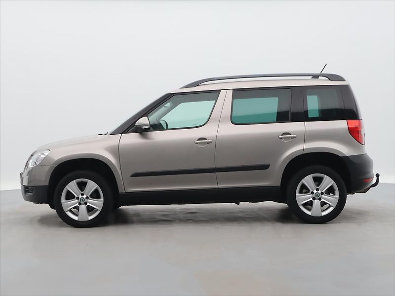Škoda Yeti 2,0 TDI 103kW DSG 4x4 Xenon - fotka 4 z 31