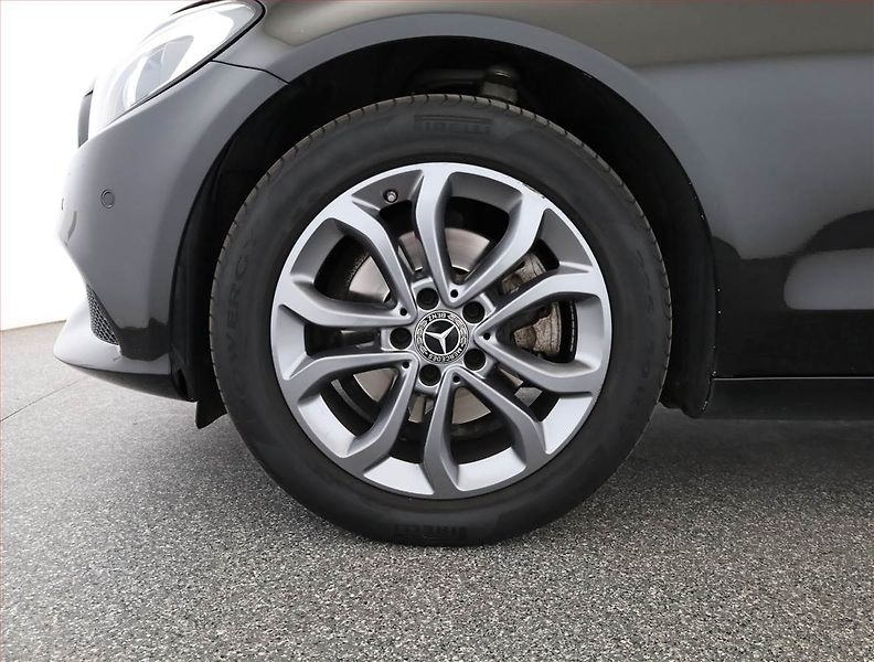 Mercedes-Benz Třídy C (2016) C 220 d, Automat, Serv.kniha - fotka 18 z 18