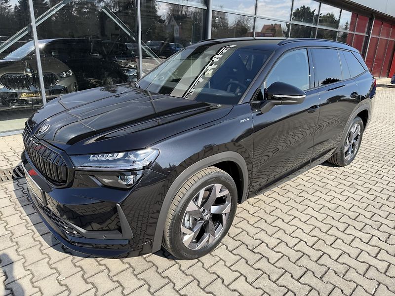 Škoda Kodiaq (2026) 2.0TDI 142kW 4X4 SPORT R19 HUD - fotka 16 z 47