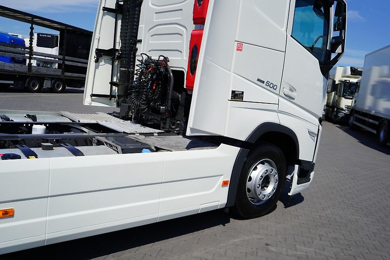 Volvo FH (2022) 500 / XL / EURO 6 / ACC / PEŁN - fotka 36 z 49