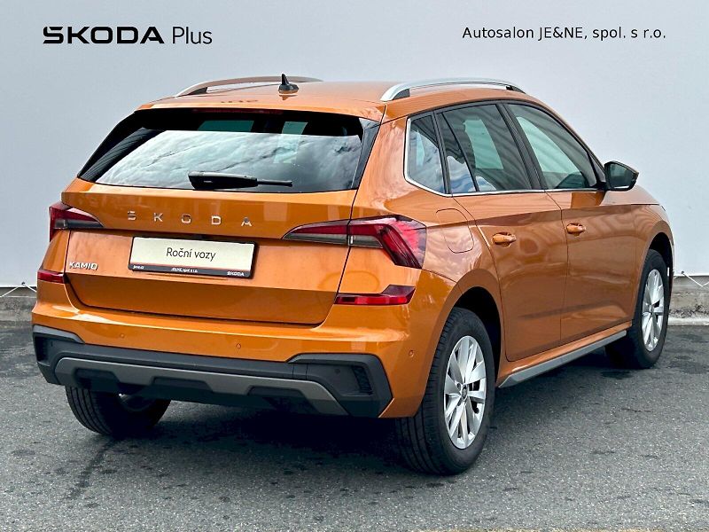 Škoda Kamiq (2026) Top Selection 1.5 TSI 110 kW D - fotka 2 z 35